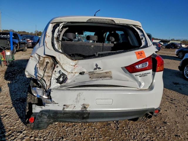 Mitsubishi Outlander Se Image 8