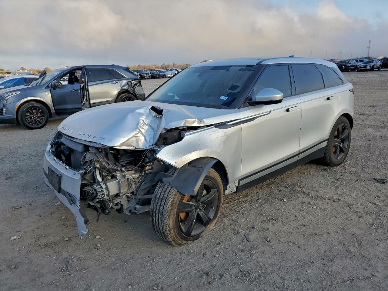 Land Rover Range Rover S Image 1