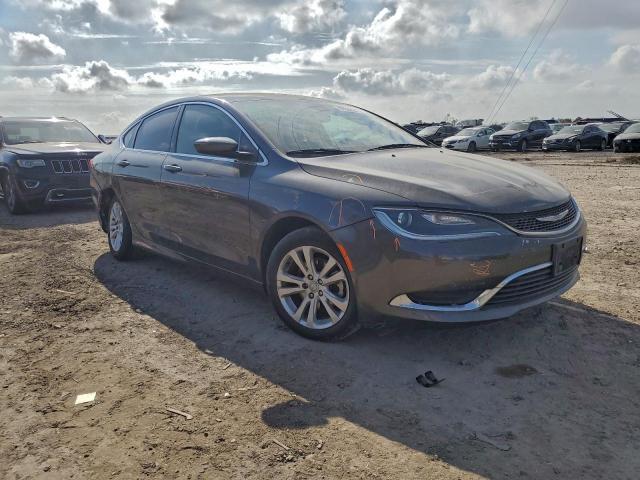 Chrysler 200 Limited Image 3