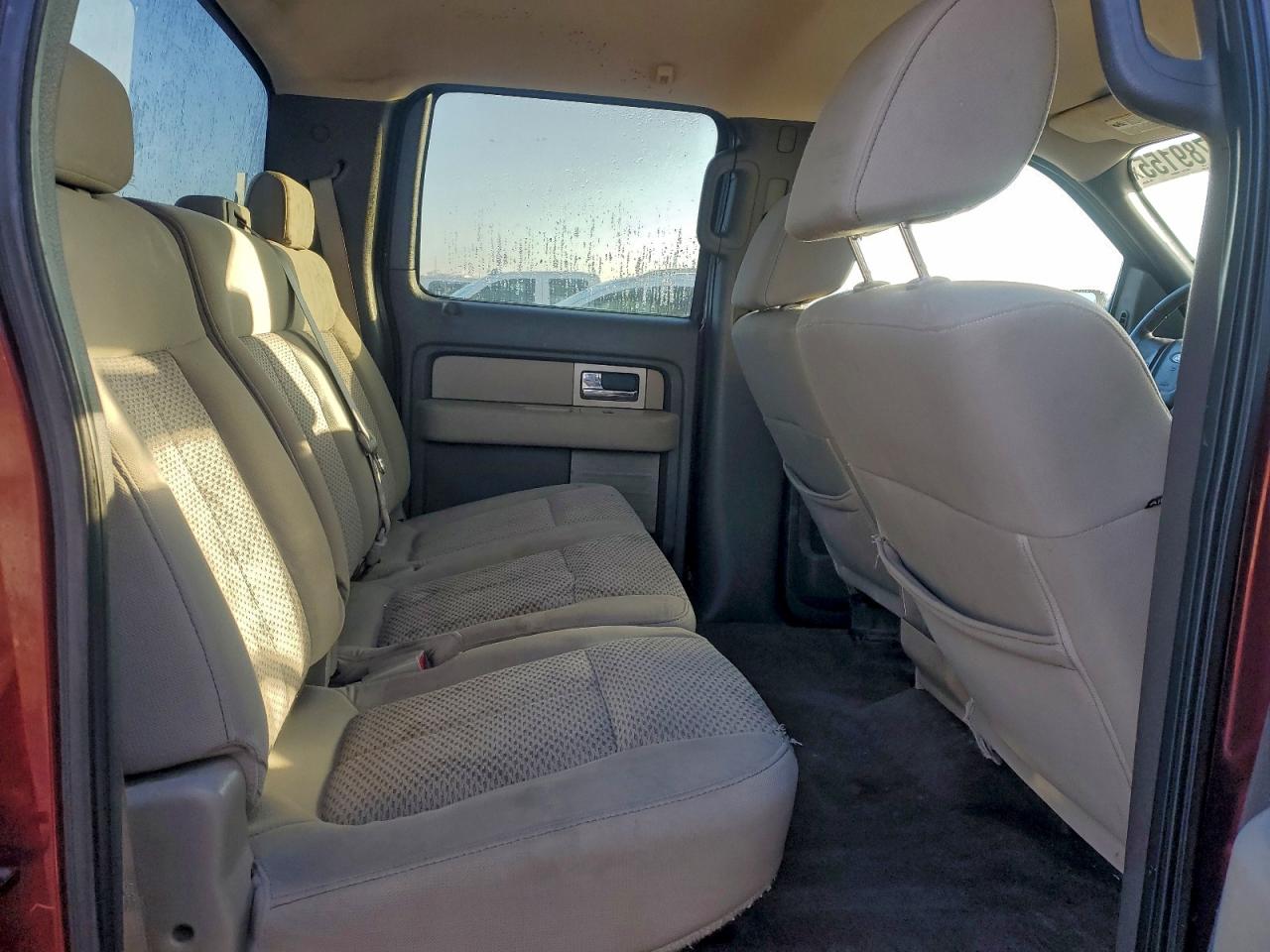 Ford F-150 Supercrew Image 8