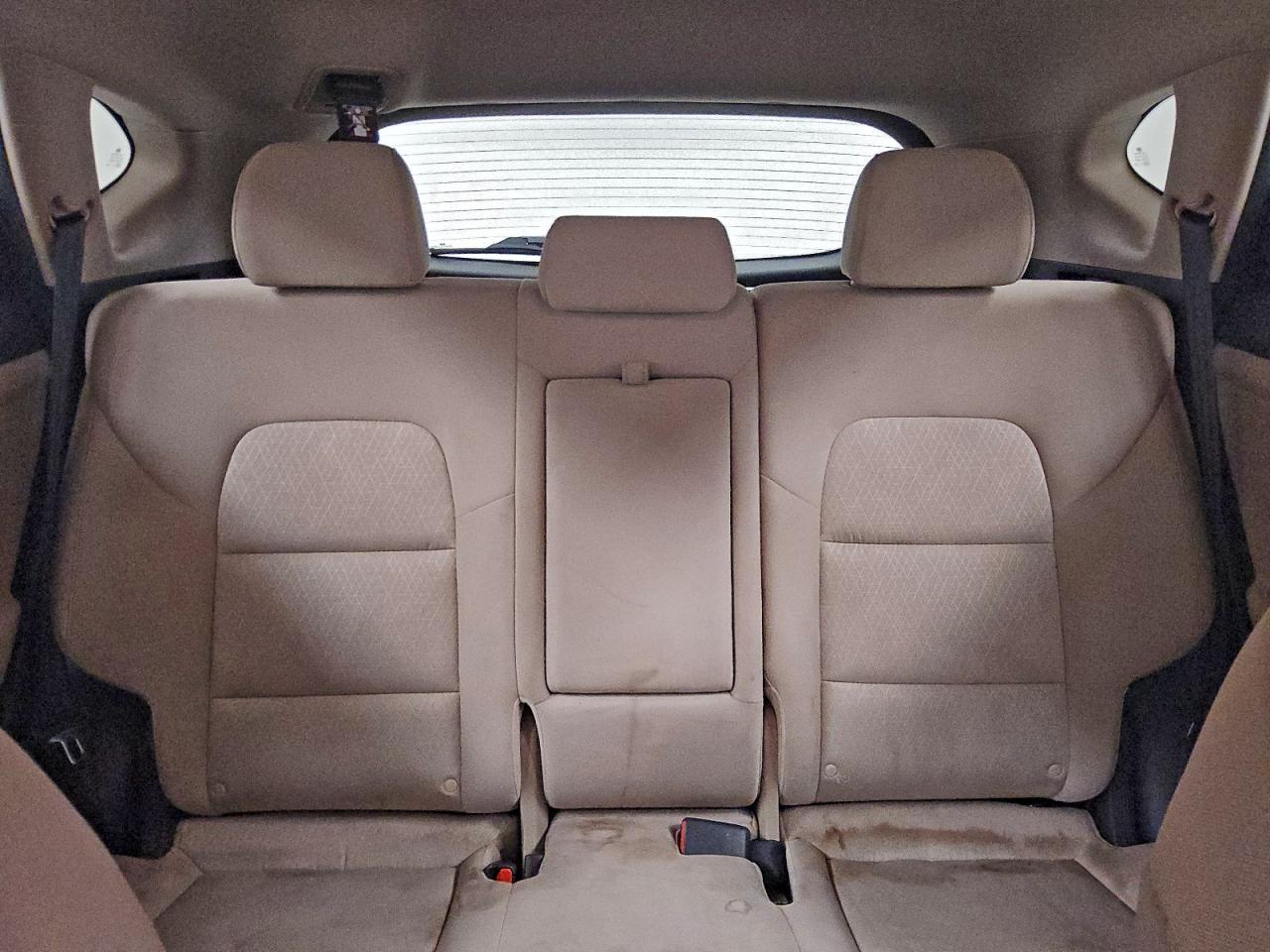 Hyundai TUCSON Limited Image 12