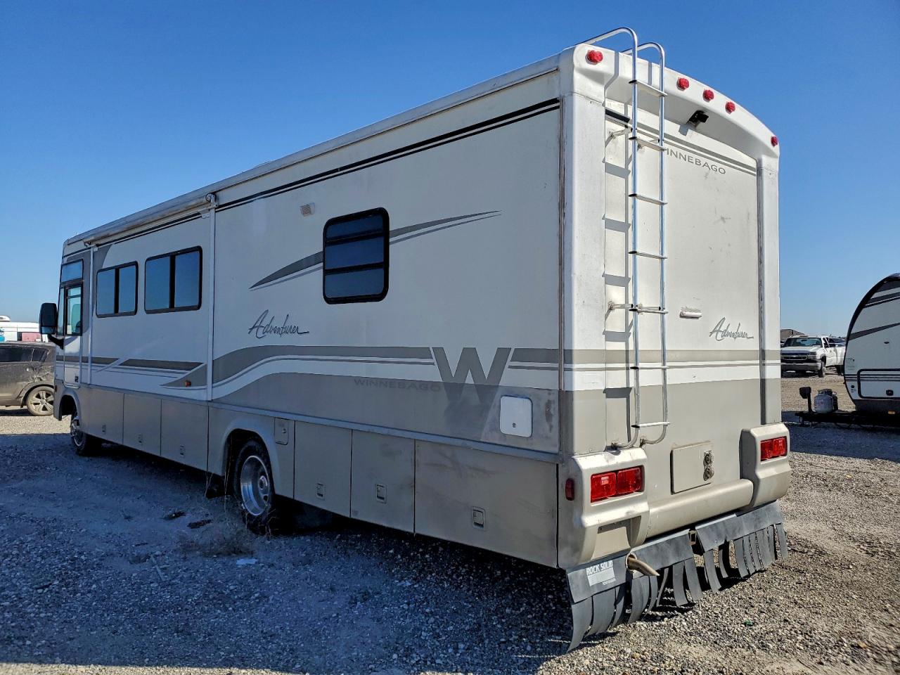 Winnebago Adventurer Super Duty Stripped Chassis Image 10
