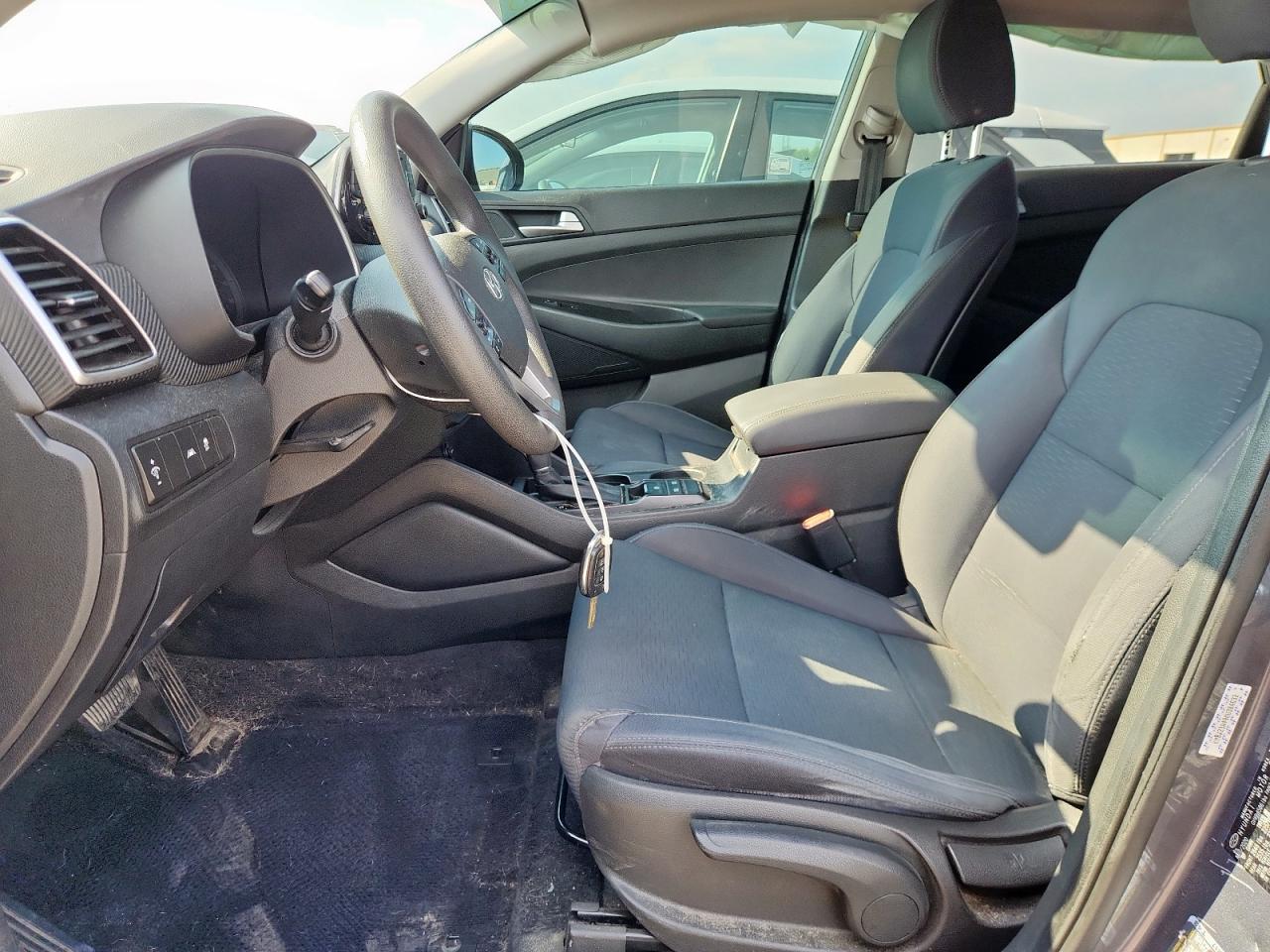 Hyundai TUCSON Se Image 11