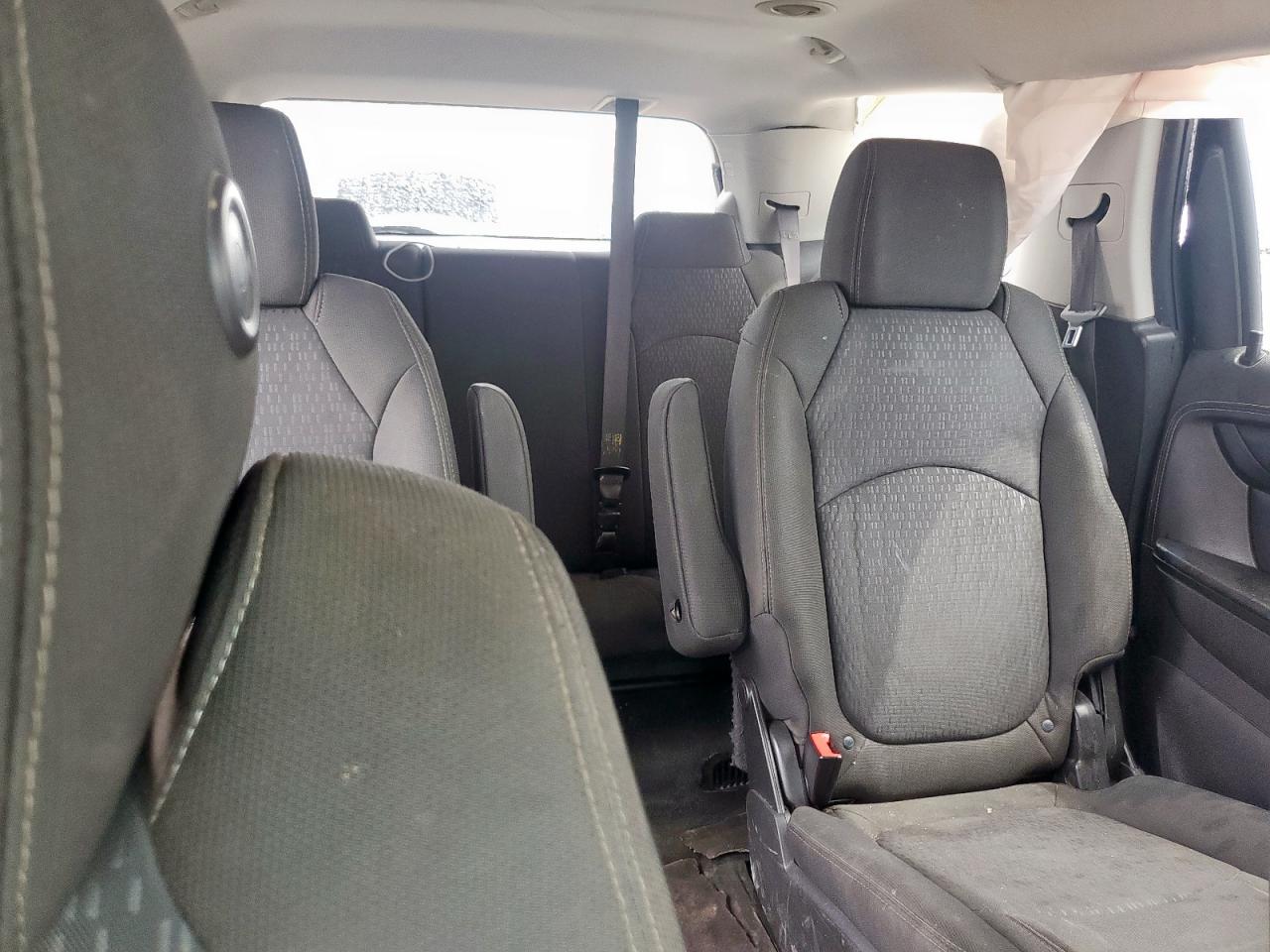 GMC Acadia Sle Image 6