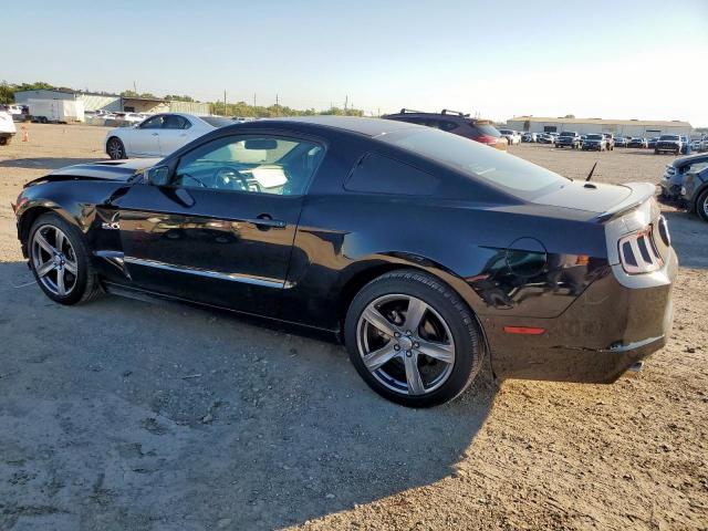 Ford Mustang Gt Image 2