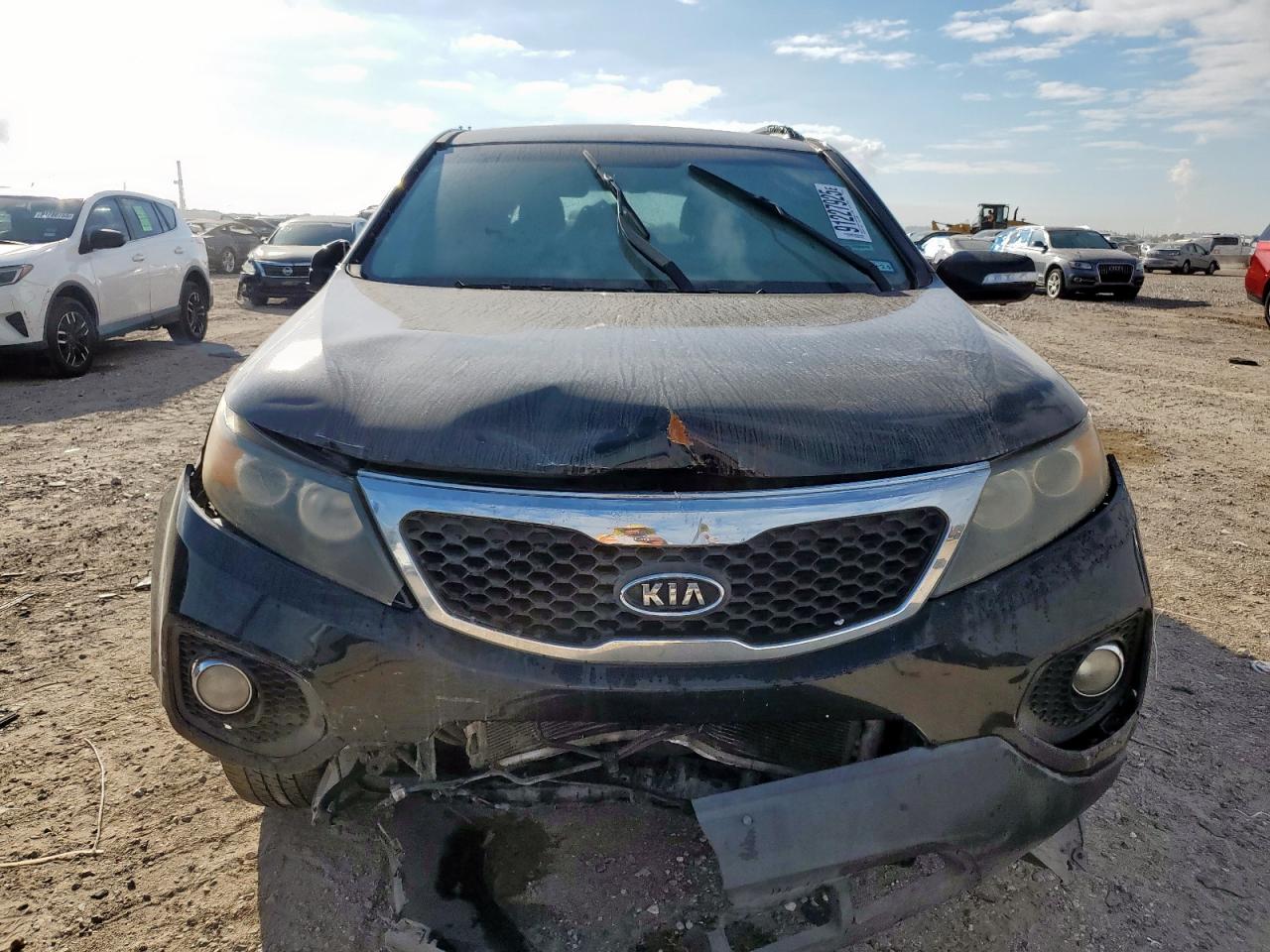 Kia Sorento Lx Image 9