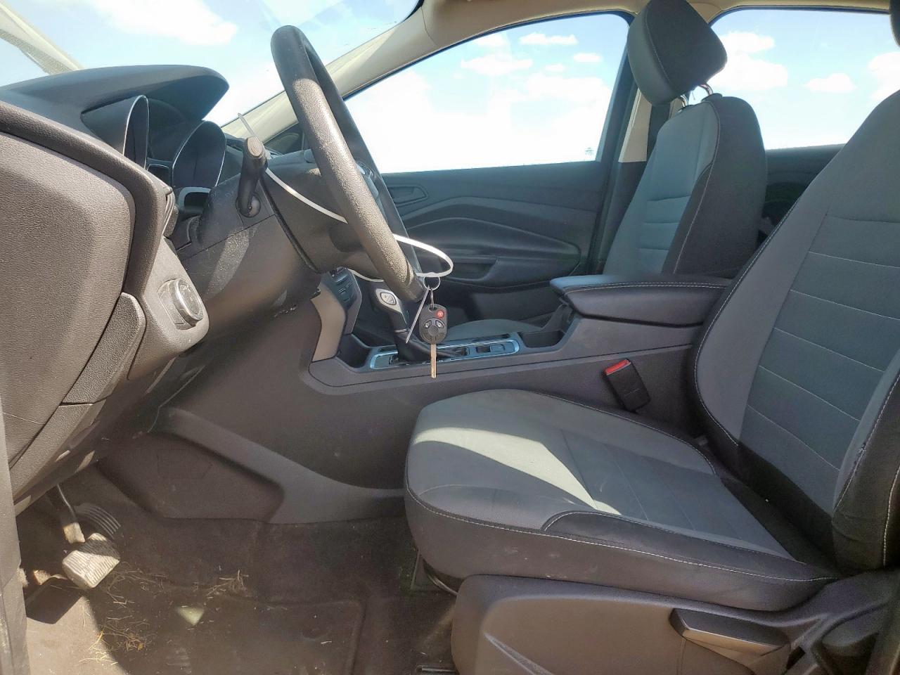 Ford Escape S Image 4