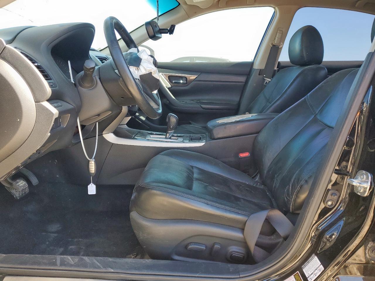 Nissan Altima 2.5 Image 6