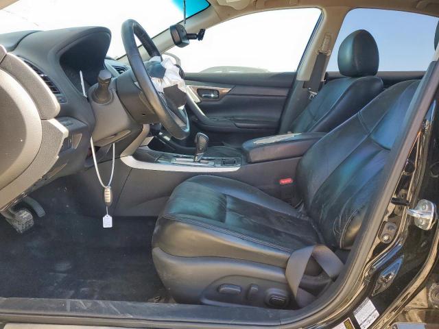 Nissan Altima 2.5 Image 6