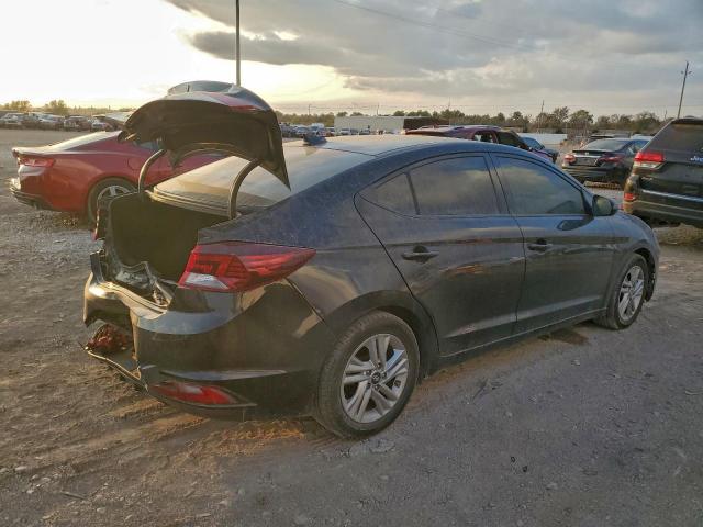 Hyundai ELANTRA Sel Image 3