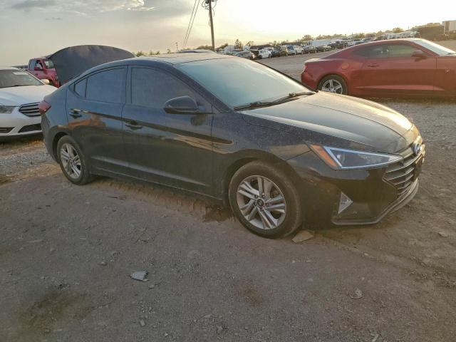 Hyundai ELANTRA Sel Image 4