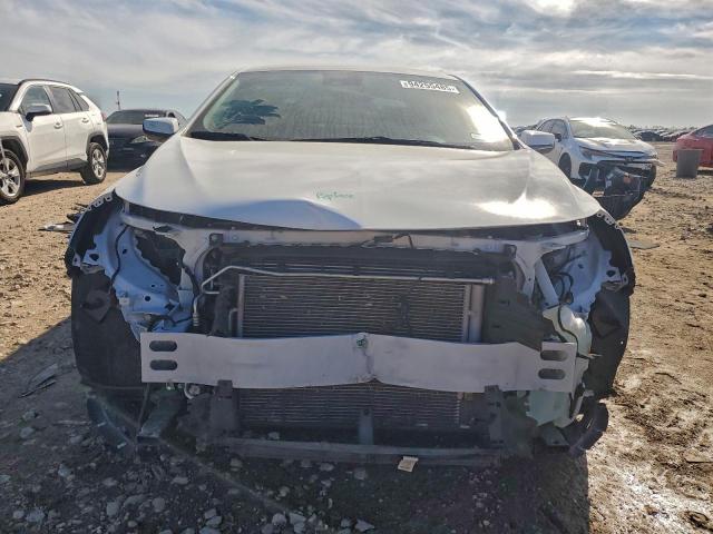 Chevrolet Malibu Rs Image 5