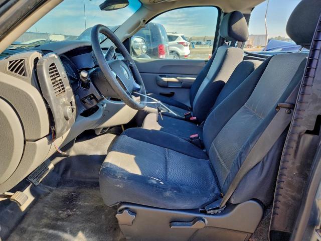 Chevrolet Silverado C1500 Image 7