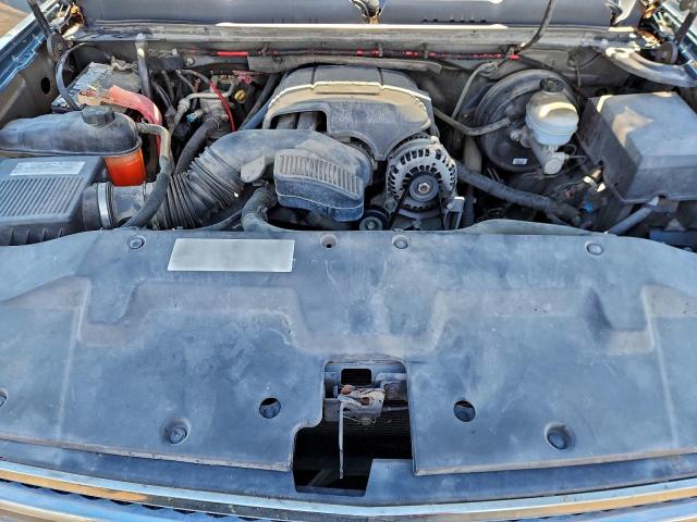 Chevrolet Silverado C1500 Image 2