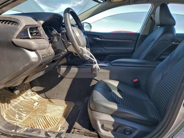 Toyota Camry Se Image 4