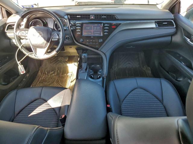 Toyota Camry Se Image 7