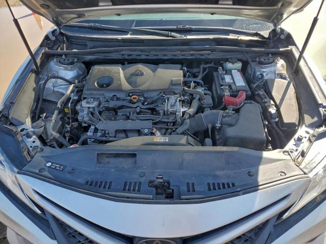 Toyota Camry Se Image 9