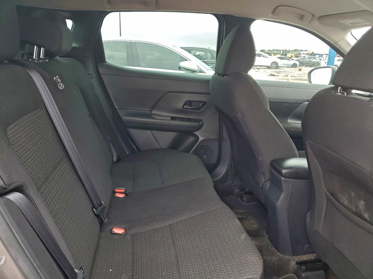 Nissan Kicks S Image 13