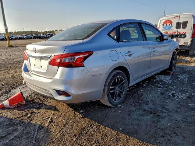 Nissan Sentra S Image 3