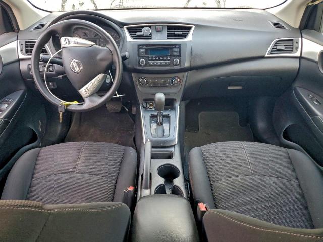 Nissan Sentra S Image 9