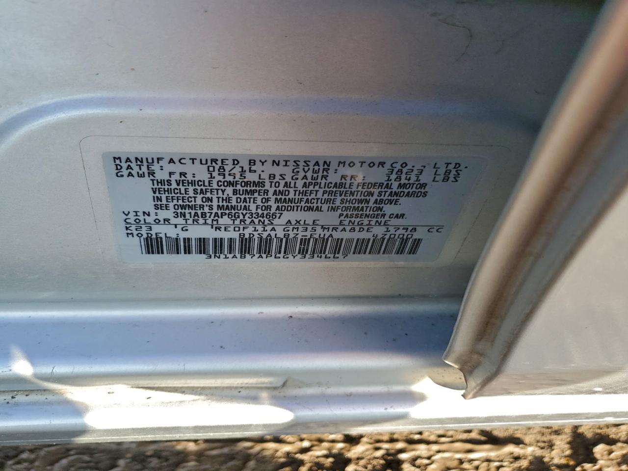 Nissan Sentra S Image 7