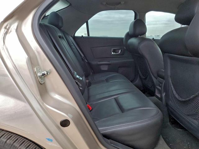 Cadillac CTS Image 9