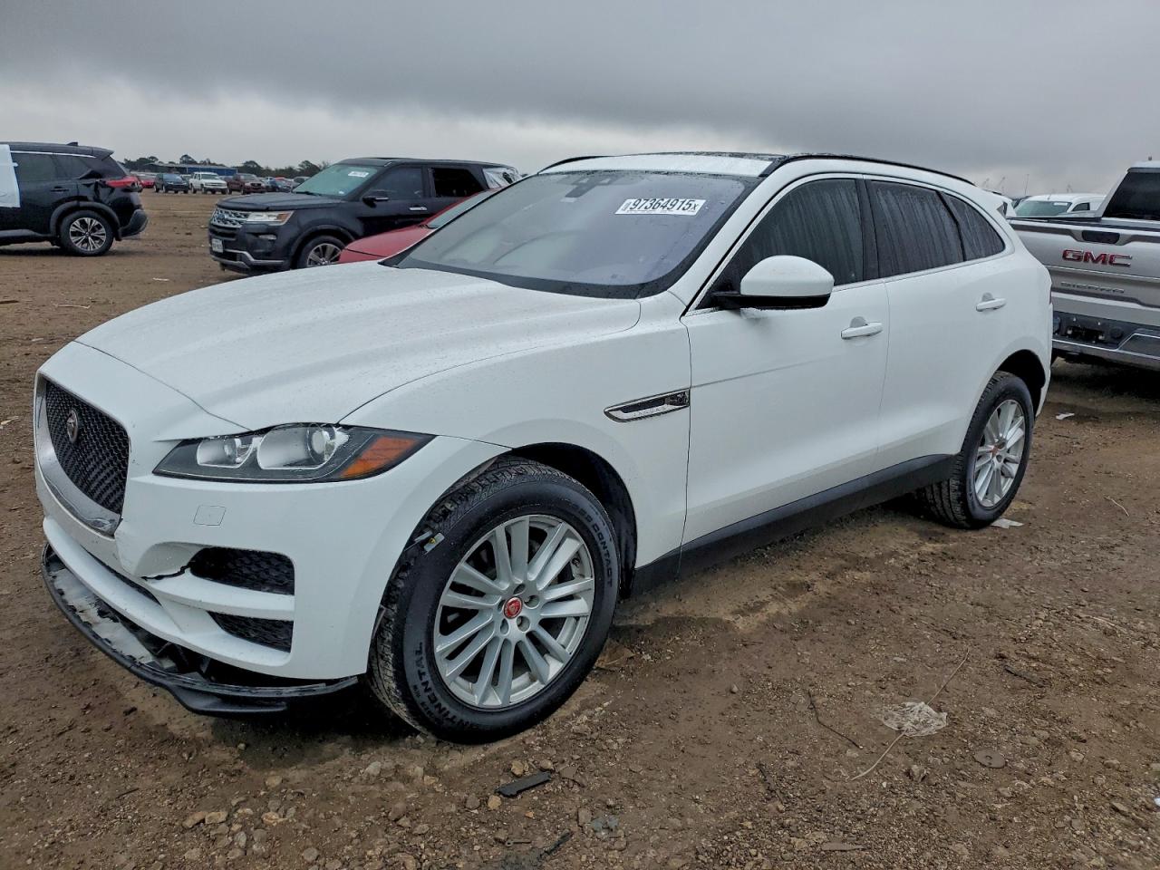 Jaguar F-PACE Prestige Image 1
