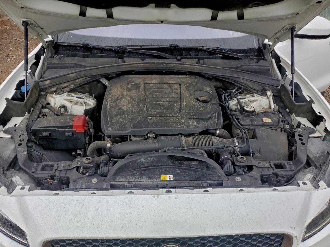 Jaguar F-PACE Prestige Image 10