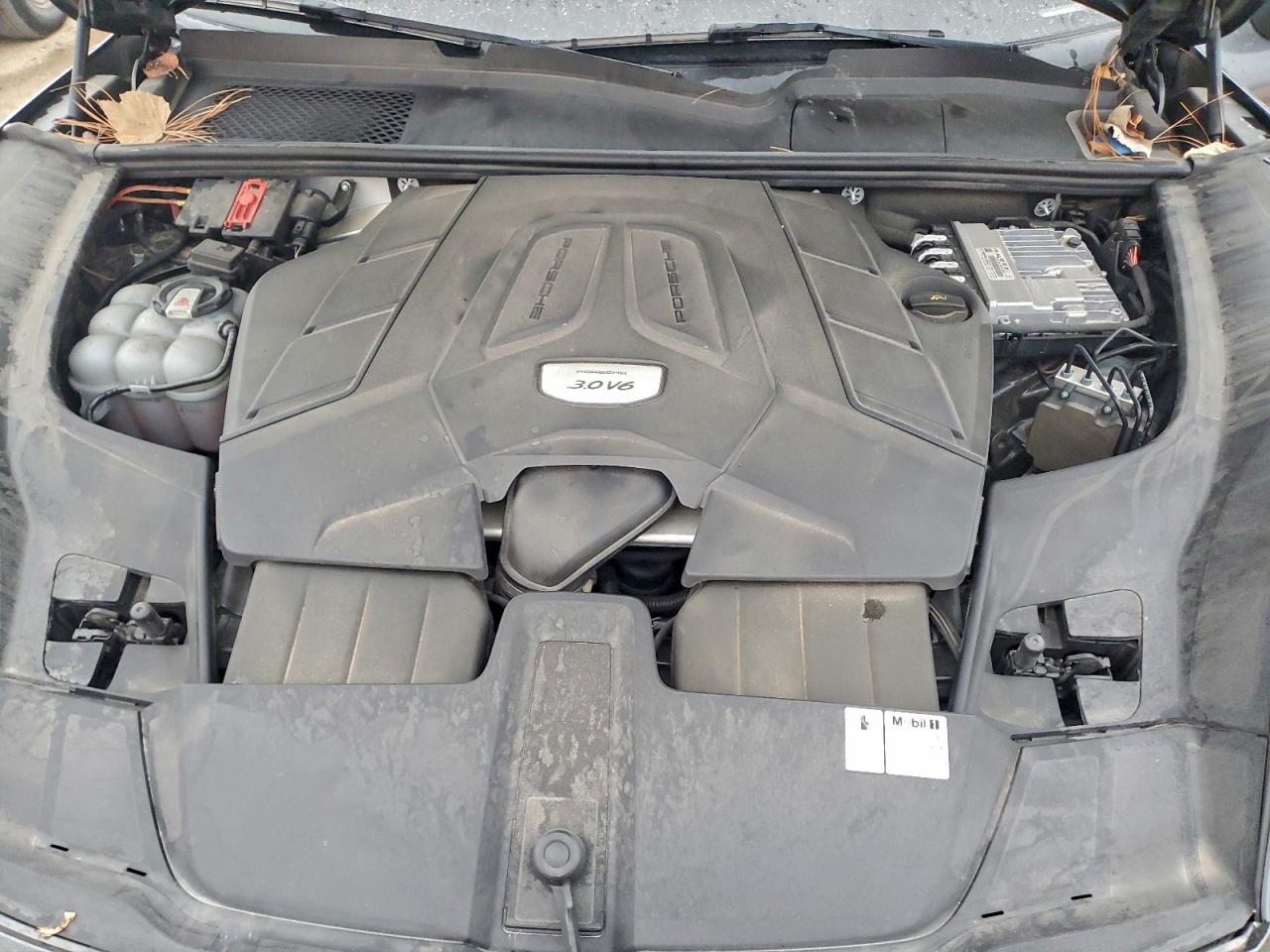 Porsche Cayenne Image 7