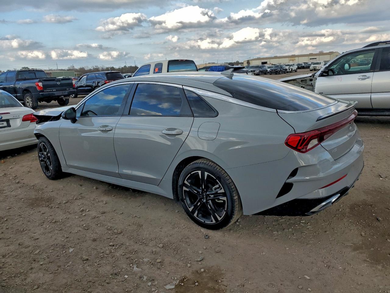 Kia K5 Gt Line Image 13