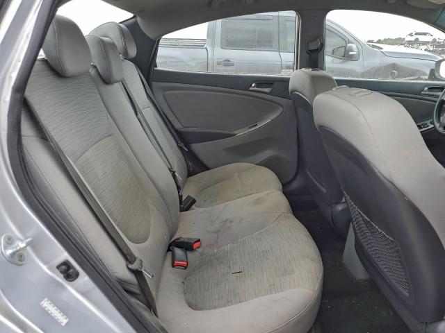 Hyundai ACCENT Se Image 6