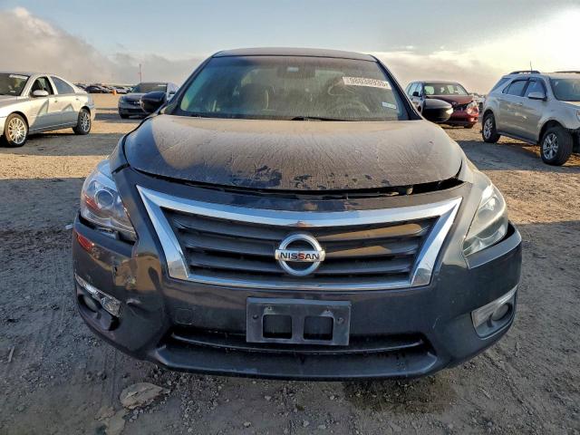 Nissan Altima 3.5s Image 3