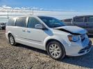 Chrysler Minivan Touring Image 12