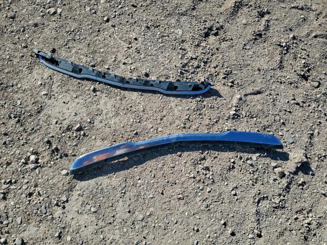 Chrysler Minivan Touring Image 9