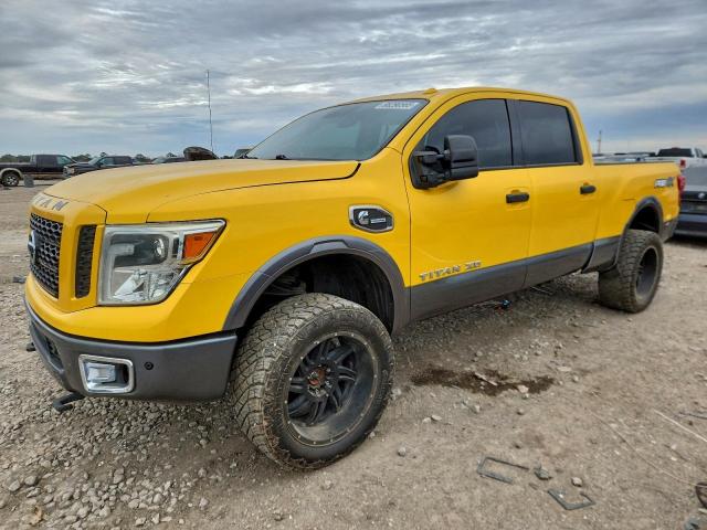 Salvage Nissan Titan