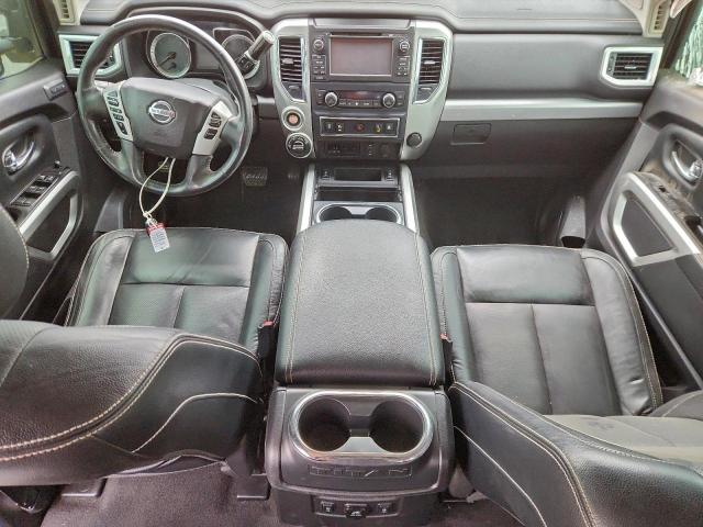Nissan Titan Sl Image 10