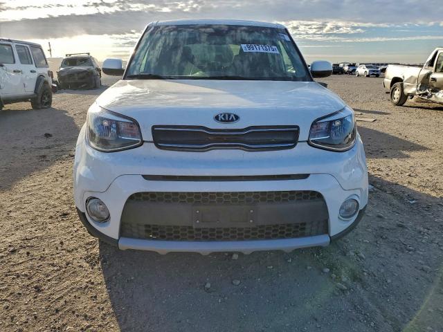 Kia Soul + Image 8