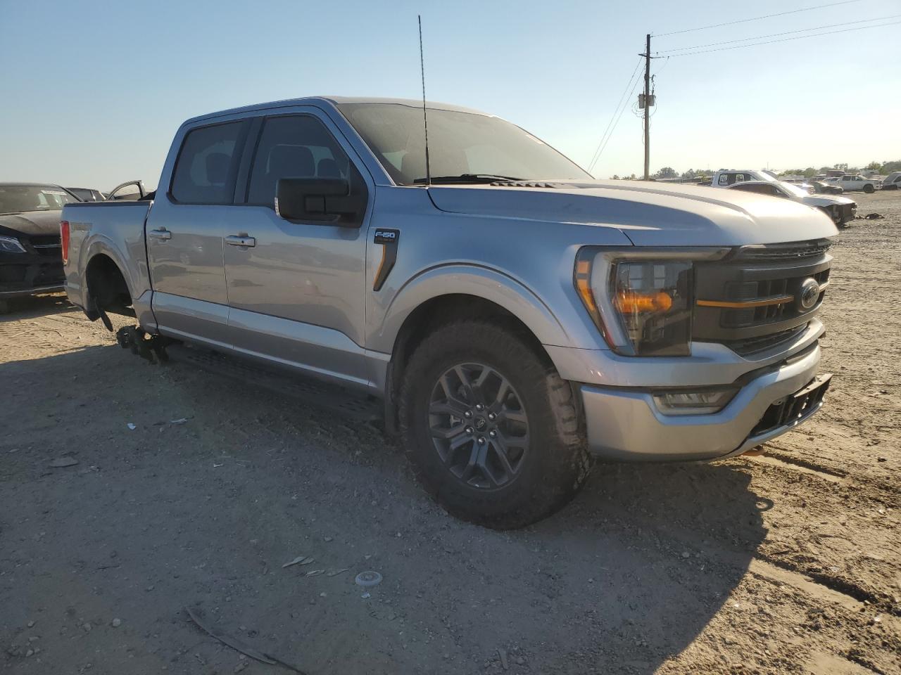 Ford F-150 Supercrew Image 4