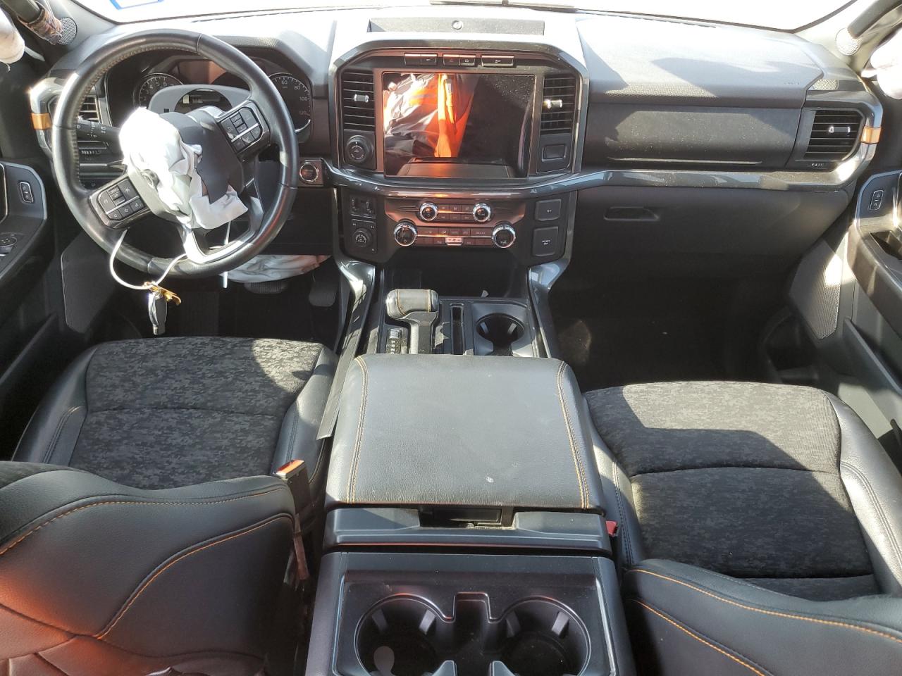 Ford F-150 Supercrew Image 7