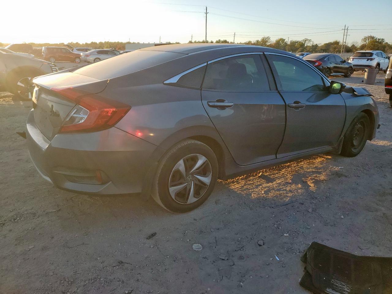 Honda Civic Lx Image 4