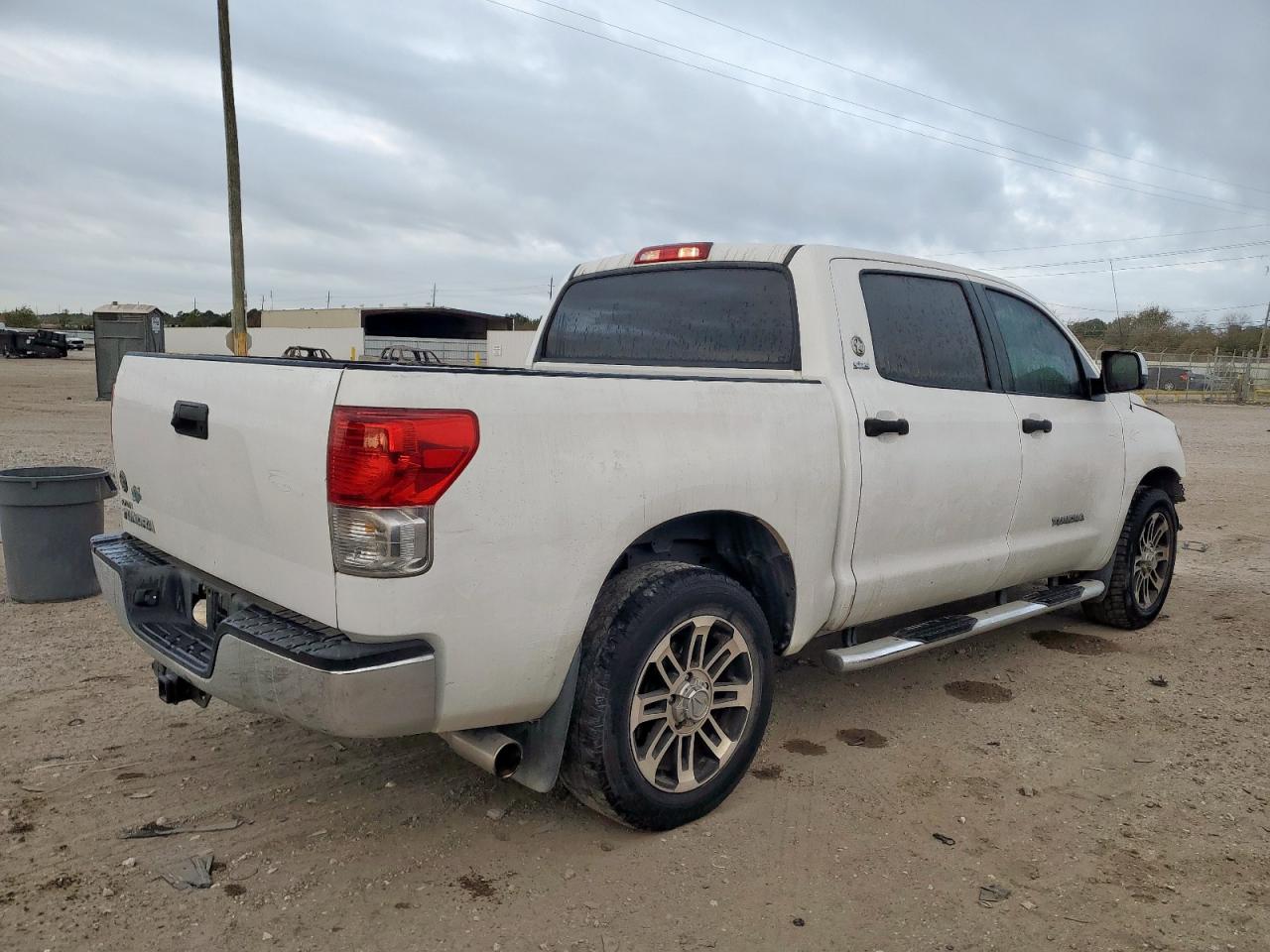 Toyota Tundra Crewmax Sr5 Image 12