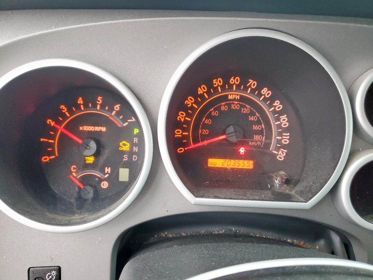 Toyota Tundra Crewmax Sr5 Image 5