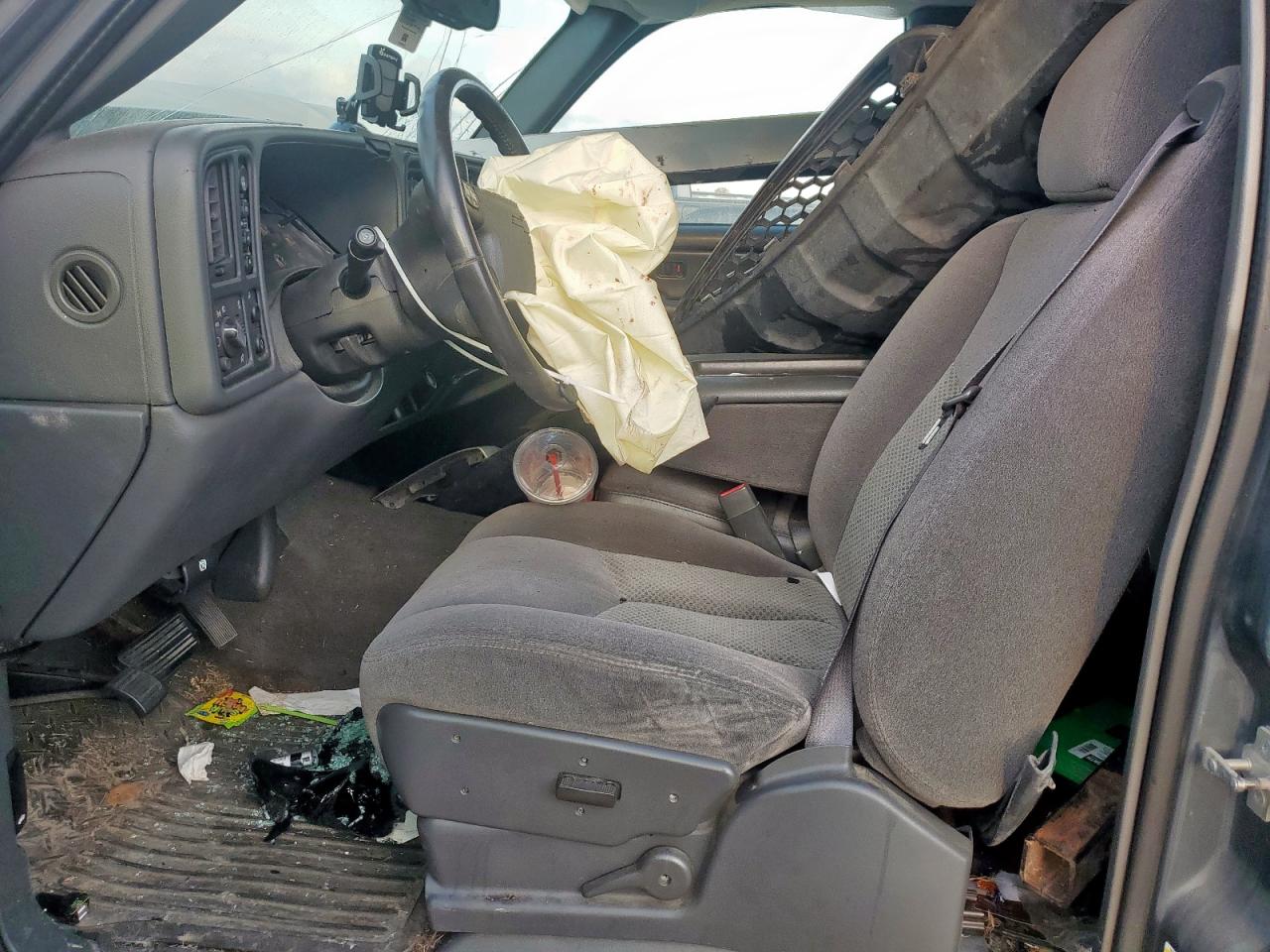 Chevrolet Silverado K1500 Image 11