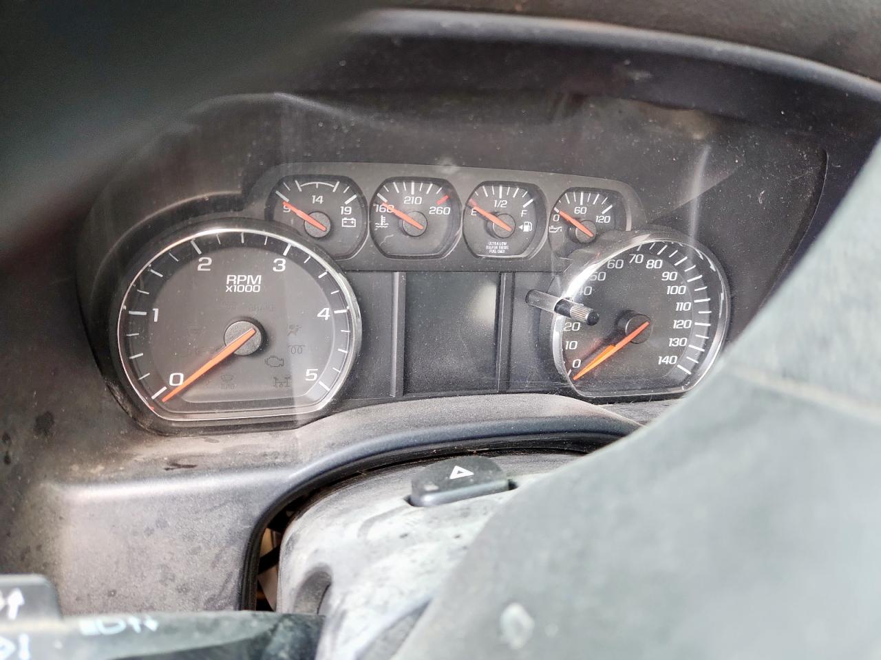 Chevrolet Silverado K2500 Heavy Duty Image 10