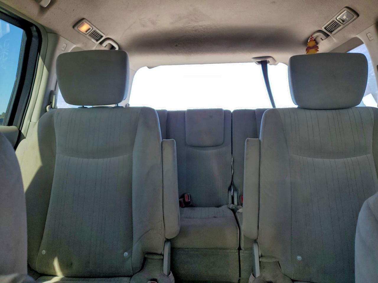 Nissan Quest S Image 10