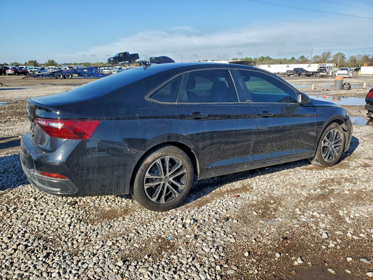 Volkswagen Jetta Sport Image 9