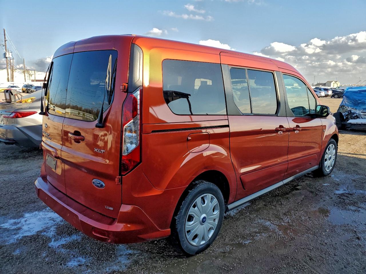 Ford Transit Xlt Image 2