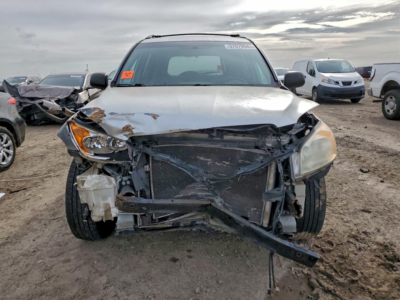 Toyota RAV4 Image 13