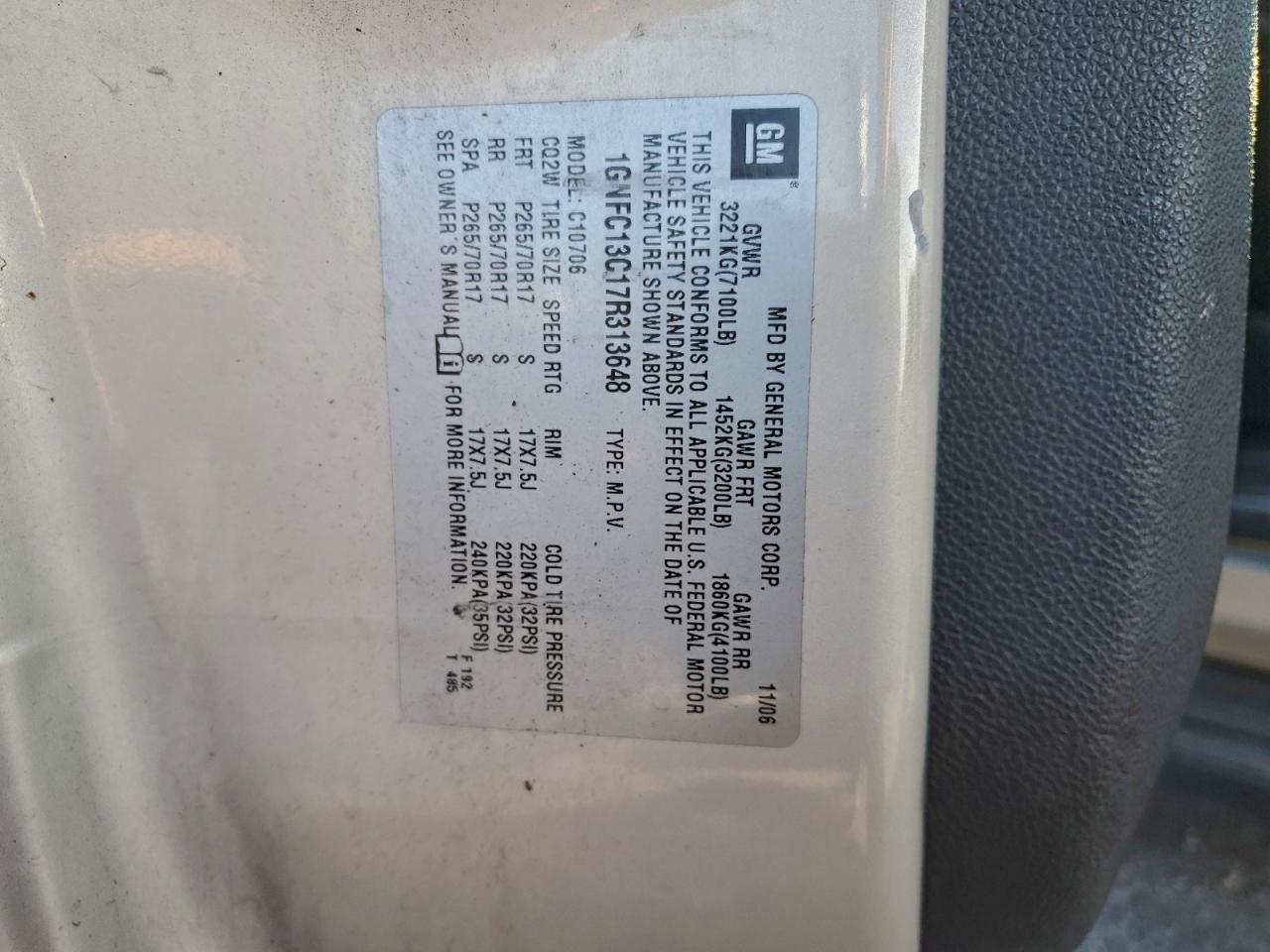 Chevrolet Tahoe C1500 Image 2