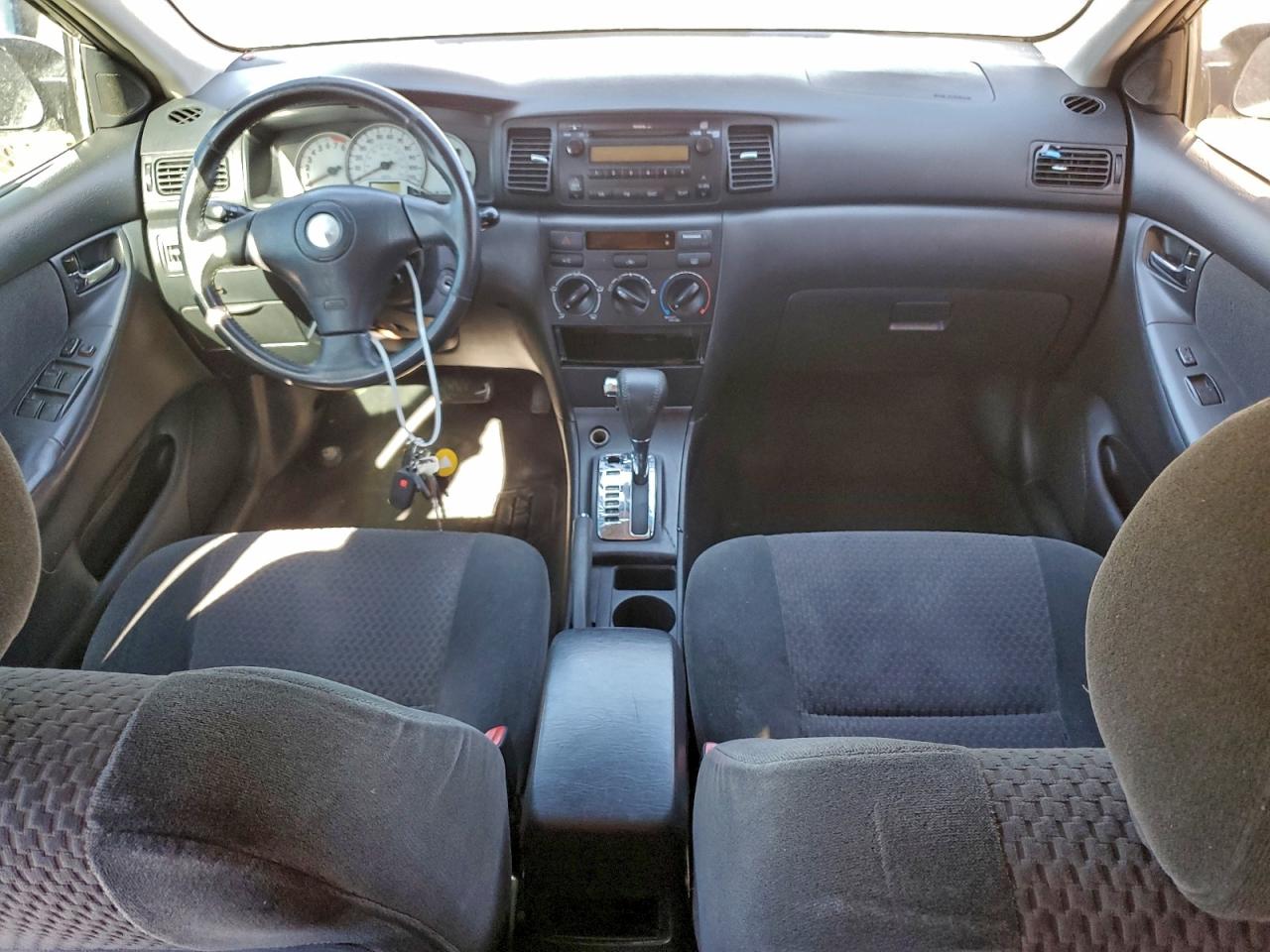 Toyota Corolla Ce Image 12